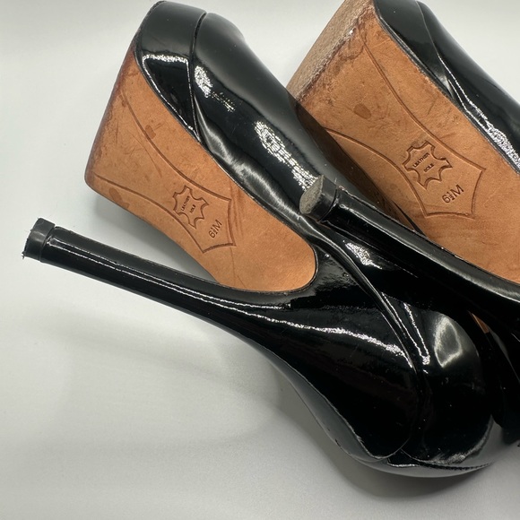 Joan & David pattent leather pumps - Picture 4 of 8